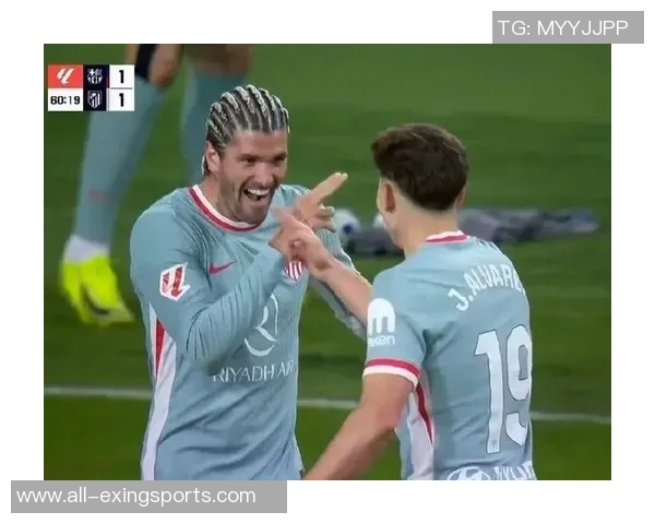 西甲联赛频现球场侮辱事件巴萨西蒙尼及多名裁判遭波及